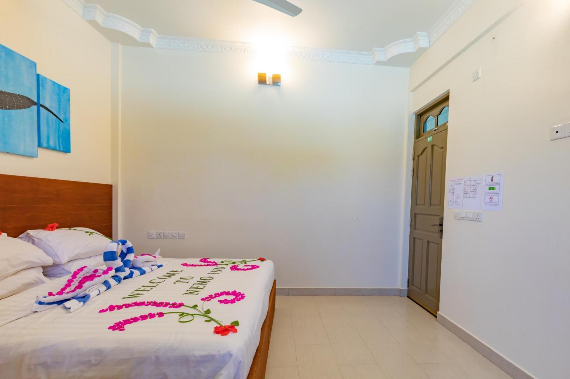 Nemo Inn Omadhoo Екстер'єр фото