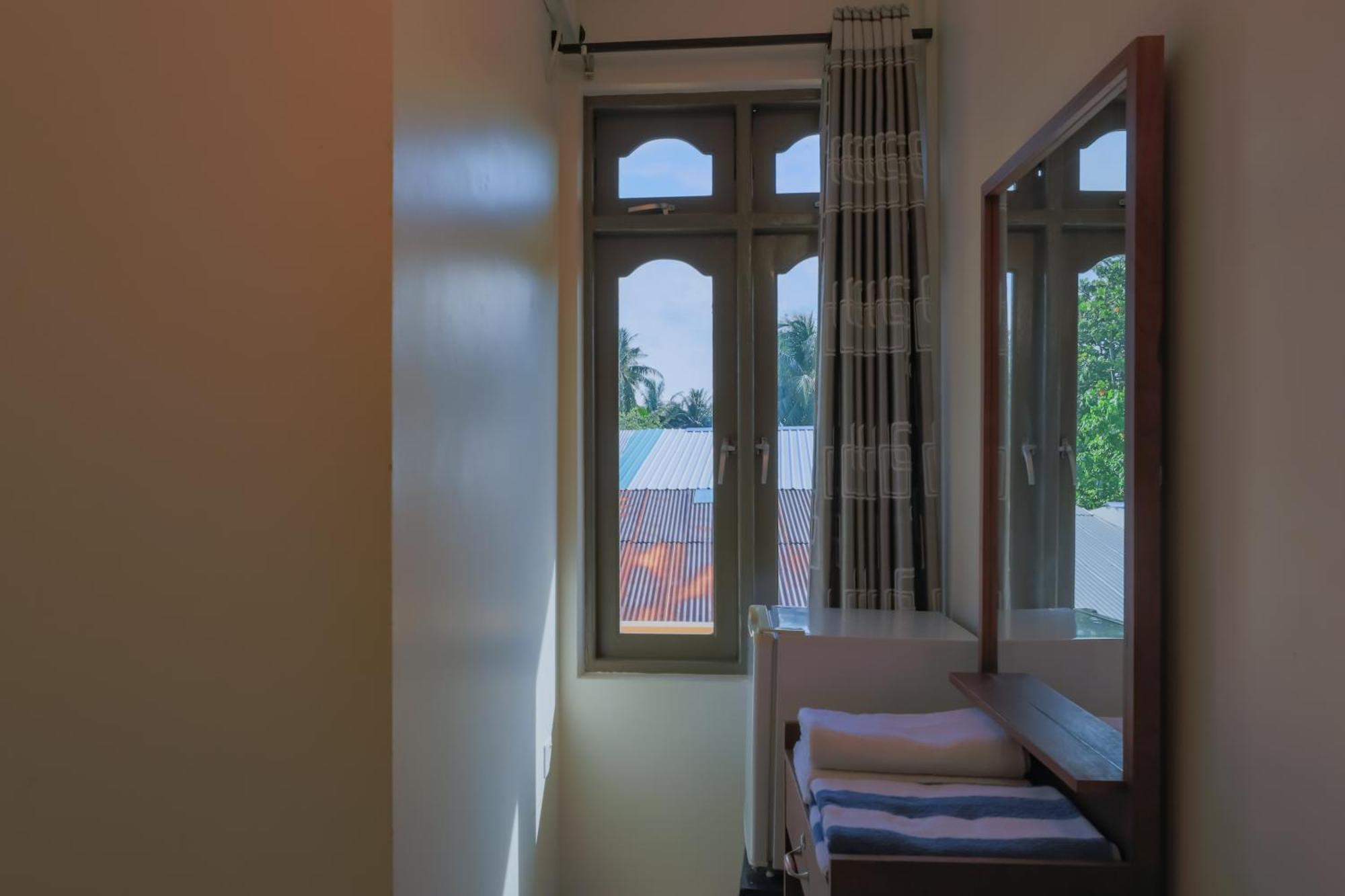 Nemo Inn Omadhoo Екстер'єр фото